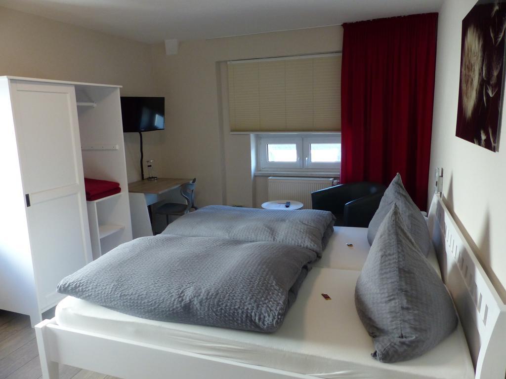 Hotel Theile Garni Гумерсбах Стая снимка
